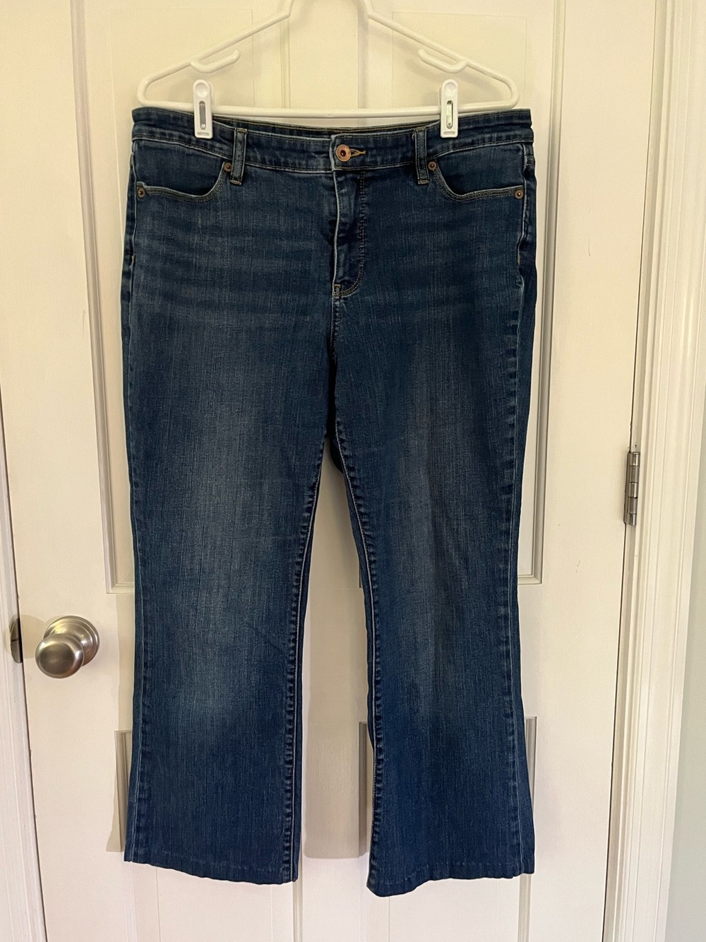 🌟Lands’ End Mid Rise Bootcut Jean Size 12